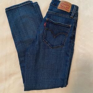 LEVIS 724 HIGH RISE STRAIGHT JEANS